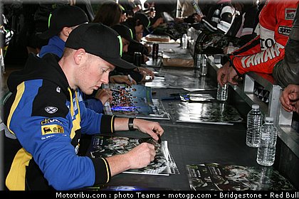 moto2_smith_0008_france_le_mans_2012.jpg