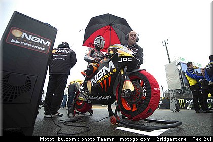 moto2_takahashi_0002_france_le_mans_2012.jpg