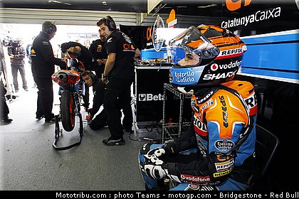 moto3_oliveira_0018_france_le_mans_2012.jpg