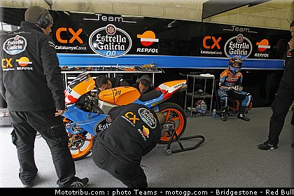 moto3_oliveira_0019_france_le_mans_2012.jpg