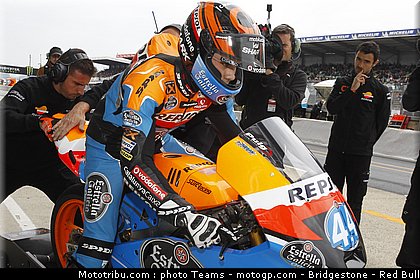 moto3_oliveira_0022_france_le_mans_2012.jpg