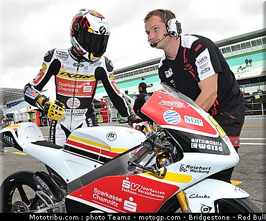 moto3_rossi_0004_france_le_mans_2012.jpg