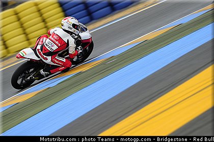 moto3_webb_0002_france_le_mans_2012.jpg
