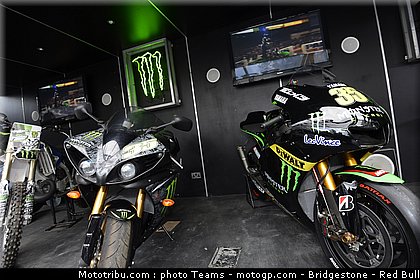 motogp_ambiance_0001_france_le_mans_2012.jpg