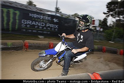 motogp_ambiance_0014_france_le_mans_2012.jpg