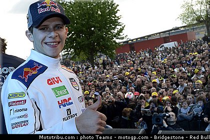 motogp_bradl_0005_france_le_mans_2012.jpg