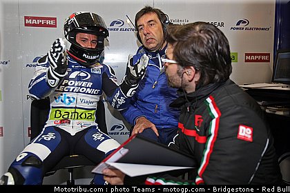 motogp_de_puniet_0001_france_le_mans_2012.jpg