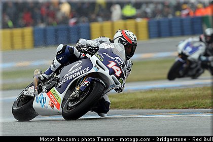 motogp_de_puniet_0006_france_le_mans_2012.jpg