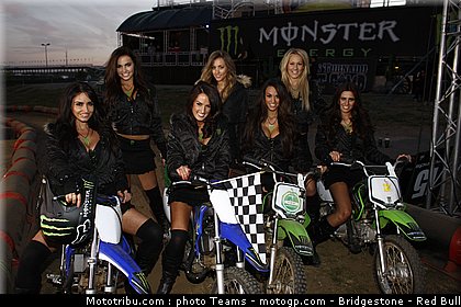 motogp_pitbabe_0061_france_le_mans_2012.jpg