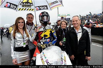 motogp_pitbabe_0068_france_le_mans_2012.jpg
