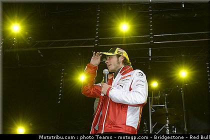 motogp_rossi_0019_france_le_mans_2012.jpg