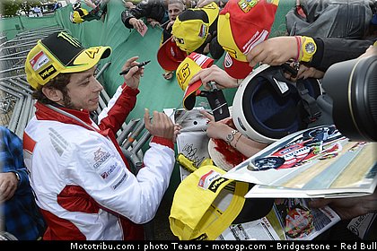 motogp_rossi_0022_france_le_mans_2012.jpg