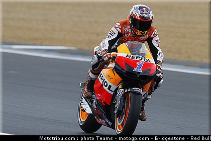 motogp_stoner_0018_france_le_mans_2012.jpg