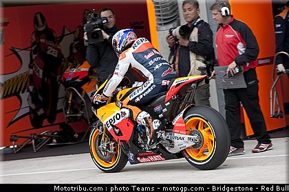 motogp_stoner_0023_france_le_mans_2012.jpg