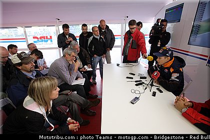 motogp_stoner_0027_france_le_mans_2012.jpg