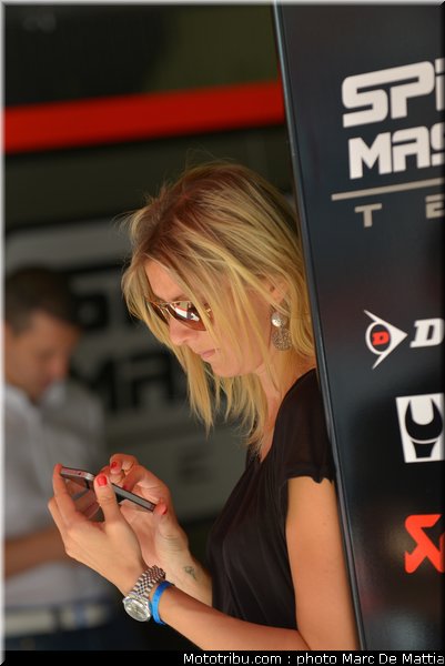 motogp_pitbabe_003_catalogne_2012_montmelo
