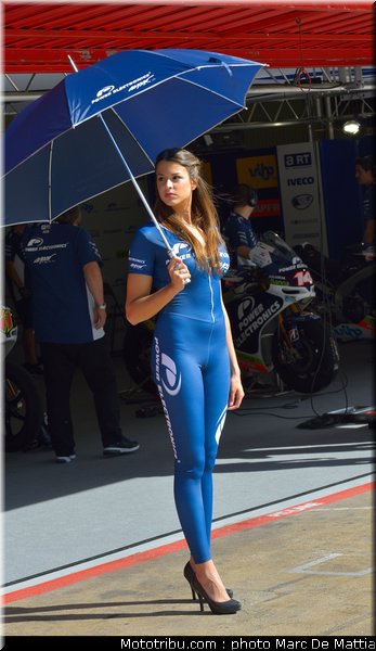 motogp_pitbabe_013_catalogne_2012_montmelo