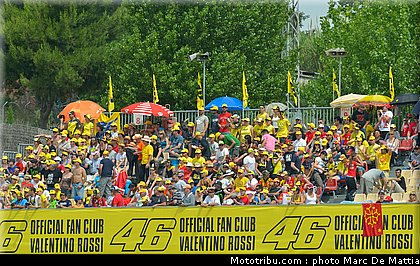 motogp_ambiance_020_catalogne_2012_montmelo.jpg
