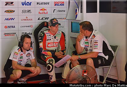 motogp_bradl_001_catalogne_2012_montmelo.jpg