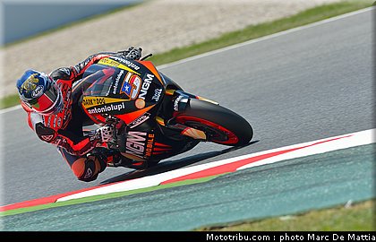 motogp_edwards_003_catalogne_2012_montmelo.jpg