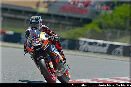 motogp_edwards_004_catalogne_2012_montmelo.jpg
