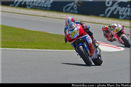 motogp_ellison_001_catalogne_2012_montmelo.jpg