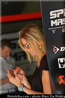 motogp_pitbabe_003_catalogne_2012_montmelo.jpg
