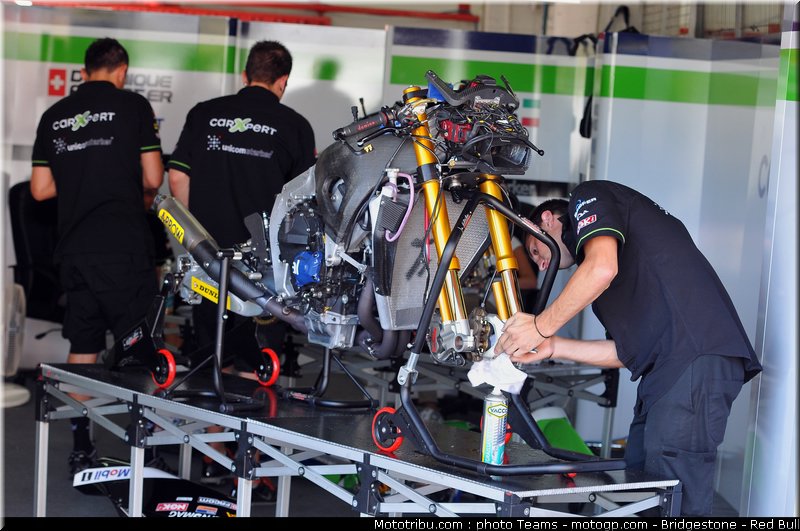 moto2_aegerter_0010_catalogne_2012_montmelo