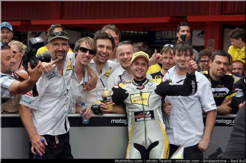 moto2_luthi_0019_catalogne_2012_montmelo