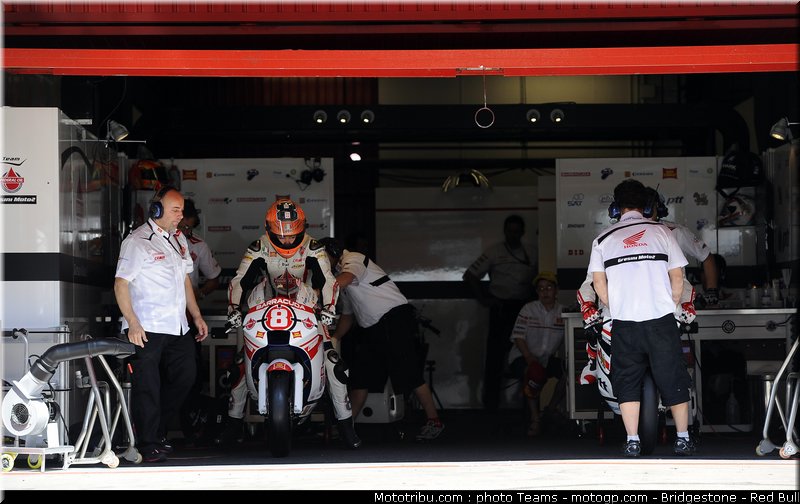 moto2_rea_0015_catalogne_2012_montmelo