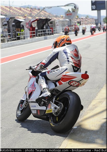 moto2_rea_0016_catalogne_2012_montmelo