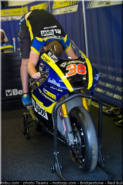 moto2_smith_0021_catalogne_2012_montmelo