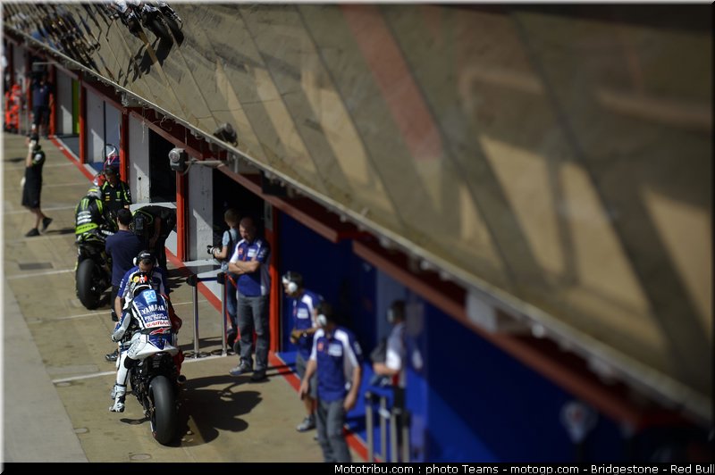 motogp_lorenzo_0005_catalogne_2012_montmelo