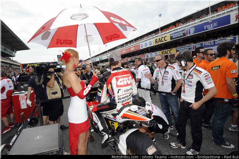 motogp_pitbabe_0012_catalogne_2012_montmelo