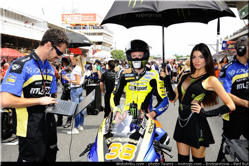 motogp_pitbabe_0026_catalogne_2012_montmelo