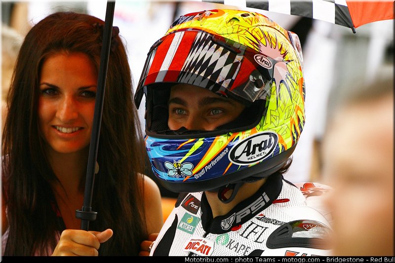motogp_pitbabe_0033_catalogne_2012_montmelo