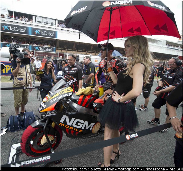 motogp_pitbabe_0034_catalogne_2012_montmelo
