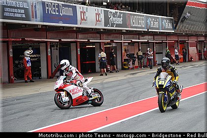 moto2_0050_catalogne_2012_montmelo.jpg