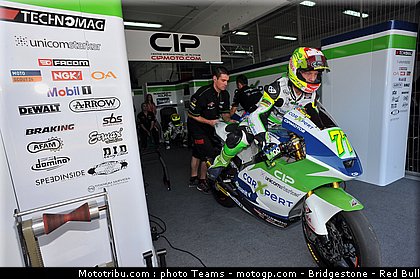 moto2_aegerter_0005_catalogne_2012_montmelo.jpg