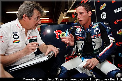 moto2_espargaro_p_0001_catalogne_2012_montmelo.jpg