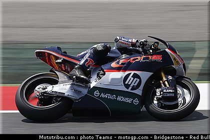 moto2_espargaro_p_0006_catalogne_2012_montmelo.jpg