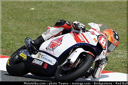 moto2_rea_0002_catalogne_2012_montmelo.jpg