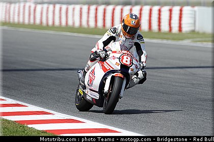 moto2_rea_0003_catalogne_2012_montmelo.jpg