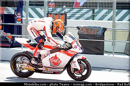 moto2_rea_0012_catalogne_2012_montmelo.jpg