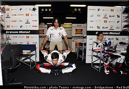 moto2_rea_0013_catalogne_2012_montmelo.jpg