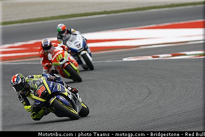 moto2_smith_0022_catalogne_2012_montmelo.jpg