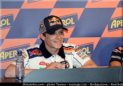 motogp_bradl_0002_catalogne_2012_montmelo.jpg