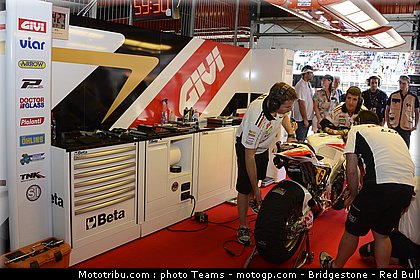 motogp_bradl_0006_catalogne_2012_montmelo.jpg