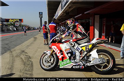 motogp_bradl_0036_catalogne_2012_montmelo.jpg