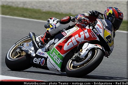 motogp_bradl_0048_catalogne_2012_montmelo.jpg